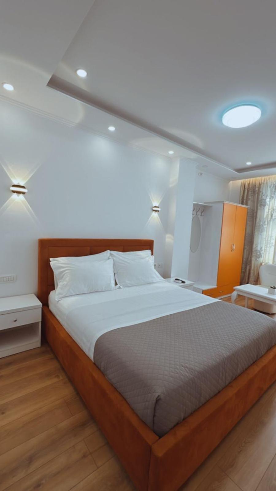 Hotel Arberia Tirana Kültér fotó