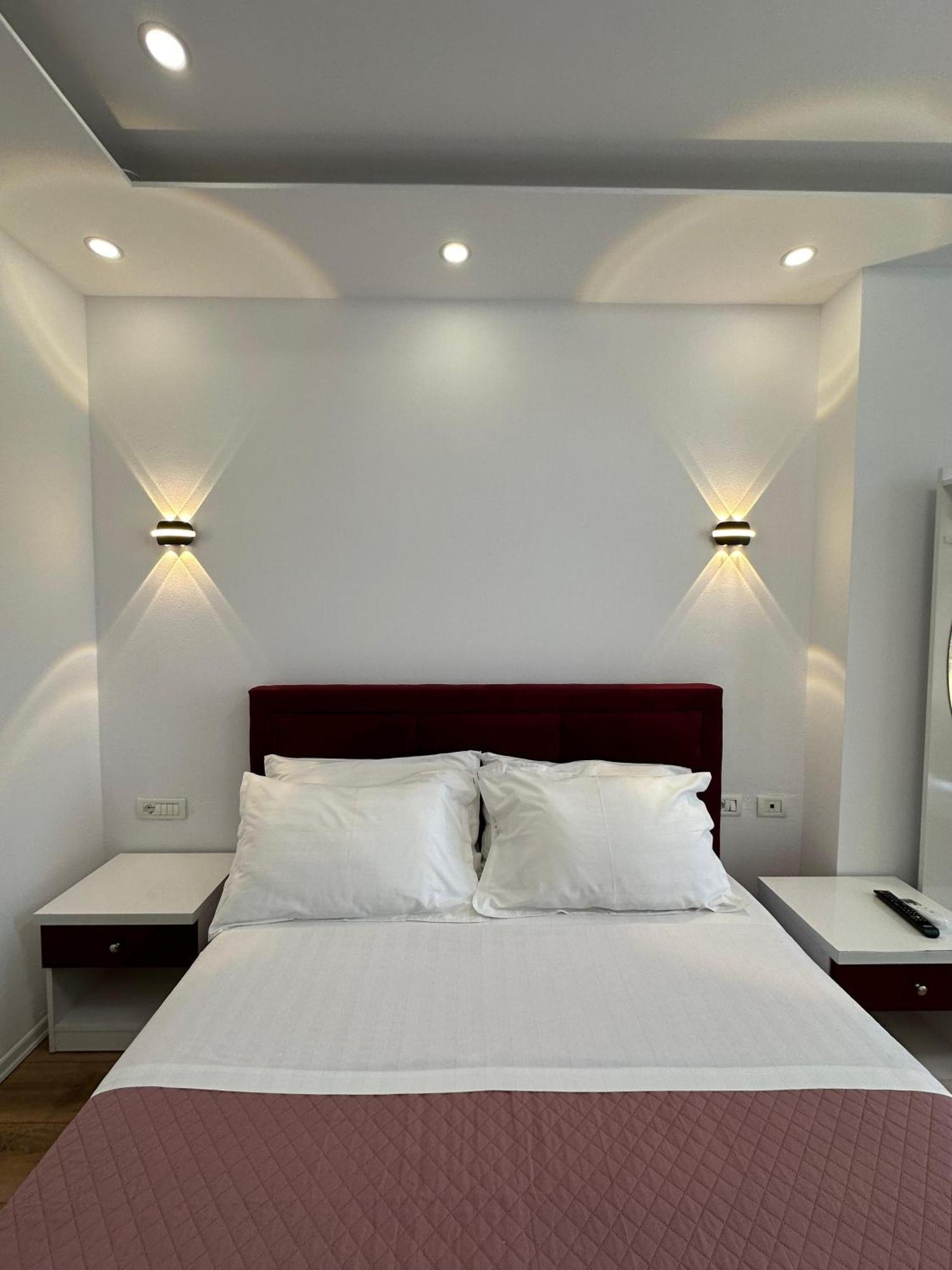 Hotel Arberia Tirana Kültér fotó
