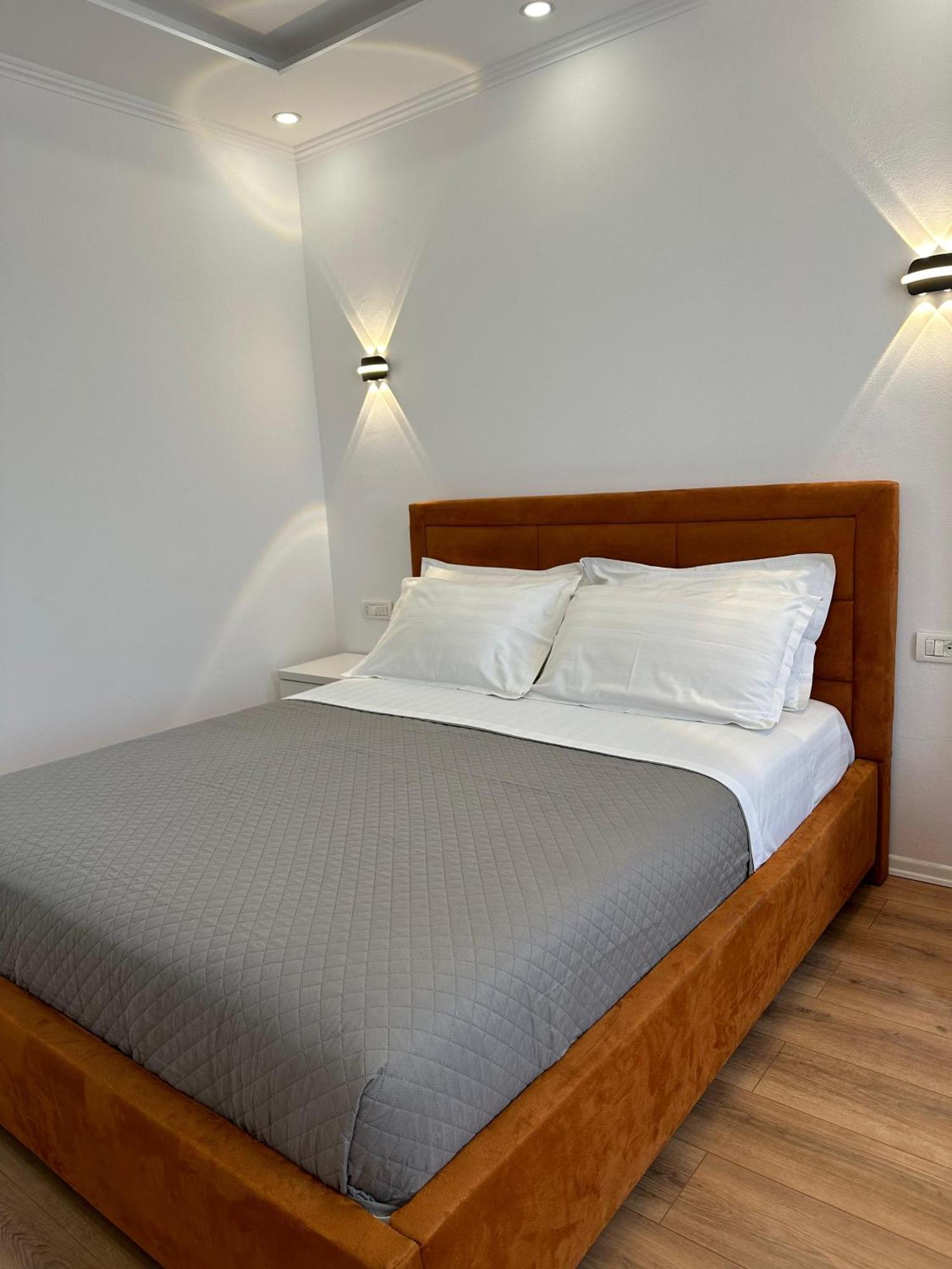 Hotel Arberia Tirana Kültér fotó