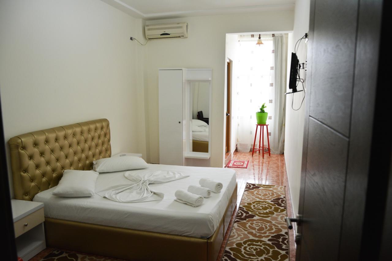 Hotel Arberia Tirana Kültér fotó