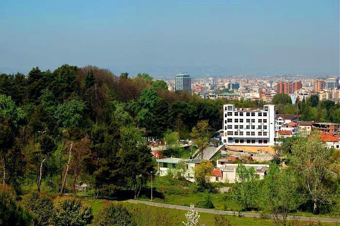 Hotel Arberia Tirana Kültér fotó